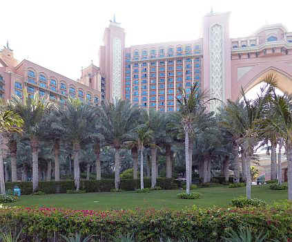 dubai309.jpg (25107 Byte)