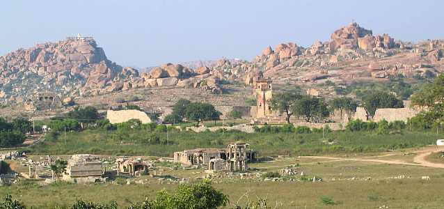 hampi02.jpg (30383 Byte)