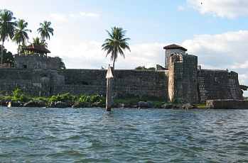 fort02.jpg (11663 Byte)