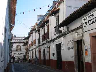 taxco17.jpg (13641 Byte)