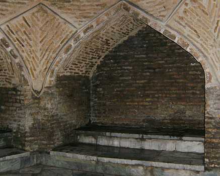 bazar06.jpg (22436 Byte)