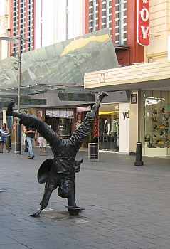 perth19.jpg (12638 Byte)